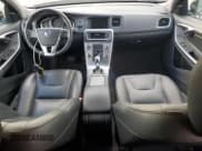 ✅ 2018 Volvo V60 • VIN: YV440MWK8J2056112 • Лот: 68366383. Опубликован ранее на Copart с пробегом 51 691 миль. Бесплатный доступ к архиву аукционных продаж из США и подробный отчёт об истории автомобиля на DreamBid. Изображение 8.