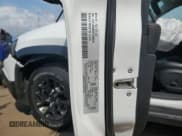 ✅ 2023 Jeep Cherokee Trailhawk • VIN: 1C4PJMBN0PD106916 • Lot: 61921595. Wystawiony na Copart z przebiegiem 16 768 mil. Bezpłatny archiwum sprzedaży aukcyjnych z USA i szczegółowy raport historii pojazdu na DreamBid. Zdjęcie 13.