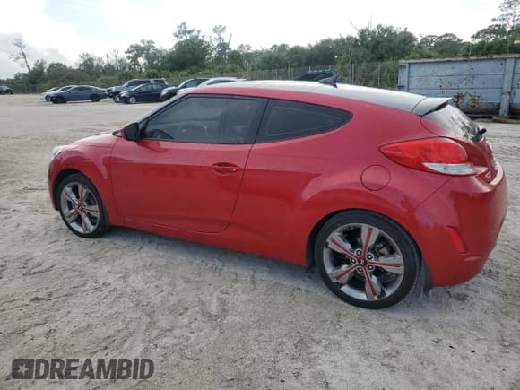 ✅ 2016 Hyundai Veloster • VIN: KMHTC6AD0GU299870 • Lot: 70583364. Wystawiony na Copart z przebiegiem 146 896 mil. Bezpłatny archiwum sprzedaży aukcyjnych z USA i szczegółowy raport historii pojazdu na DreamBid. Zdjęcie 2.