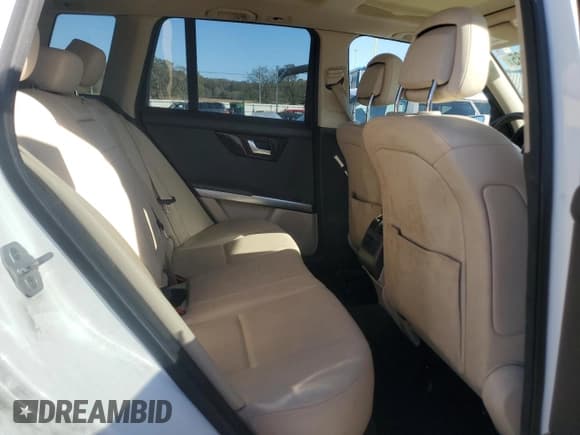 ✅ 2015 Mercedes-Benz GLK 350 • VIN: WDCGG5HB9FG415244 • Лот: 82760935. Опубликован ранее на Copart с пробегом 140 292 миль. Бесплатный доступ к архиву аукционных продаж из США и подробный отчёт об истории автомобиля на DreamBid. Изображение 11.