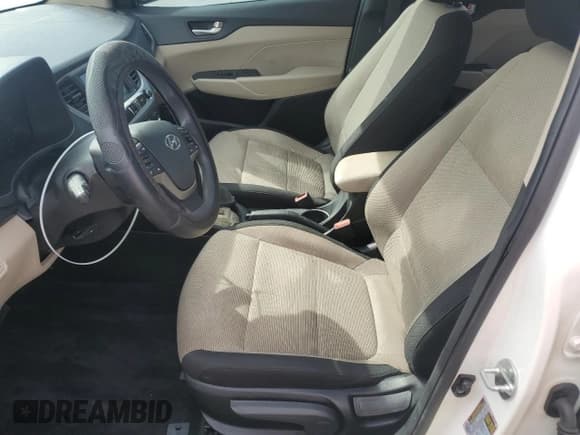 ✅ 2018 Hyundai Accent SEL • VIN: 3KPC24A30JE027084 • Лот: 73938664. Опубликован ранее на Copart с пробегом Не указан. Бесплатный доступ к архиву аукционных продаж из США и подробный отчёт об истории автомобиля на DreamBid. Изображение 7.