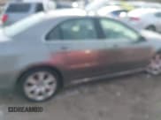 ✅ 2010 Acura RL Technology • VIN: JH4KB2F68AC000143 • Lot: 41371010. Wystawiony na IAAI z przebiegiem 301 920 mil. Bezpłatny archiwum sprzedaży aukcyjnych z USA i szczegółowy raport historii pojazdu na DreamBid. Zdjęcie 13.