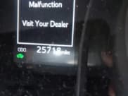 ✅ 2024 Toyota Camry Hybrid SE • VIN: 4T1S31AK4RU077588 • Lot: 43166384. Wystawiony na IAAI z przebiegiem 25 718 mil. Bezpłatny archiwum sprzedaży aukcyjnych z USA i szczegółowy raport historii pojazdu na DreamBid. Zdjęcie 15.