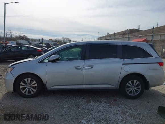 ✅ 2014 Honda Odyssey EX-L • VIN: 5FNRL5H67EB068308 • Lot: 43629480. Wystawiony na IAAI z przebiegiem 88 071 mil. Bezpłatny archiwum sprzedaży aukcyjnych z USA i szczegółowy raport historii pojazdu na DreamBid. Zdjęcie 14.