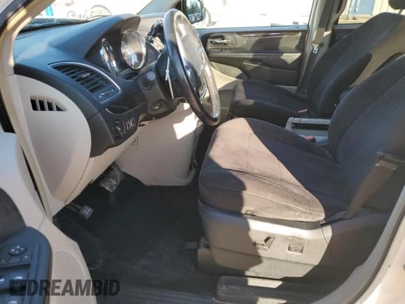 ✅ 2011 Chrysler Town & Country Touring • VIN: 2A4RR5DG1BR647219 • Лот: 90346505. Опубликован ранее на Copart с пробегом 134 586 миль. Бесплатный доступ к архиву аукционных продаж из США и подробный отчёт об истории автомобиля на DreamBid. Изображение 7.