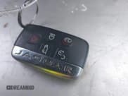 ✅ 2017 Jaguar XE 25t Premium • VIN: SAJAD4BG0HA945502 • Lot: 42568336. Wystawiony na IAAI z przebiegiem 98 996 mil. Bezpłatny archiwum sprzedaży aukcyjnych z USA i szczegółowy raport historii pojazdu na DreamBid. Zdjęcie 11.