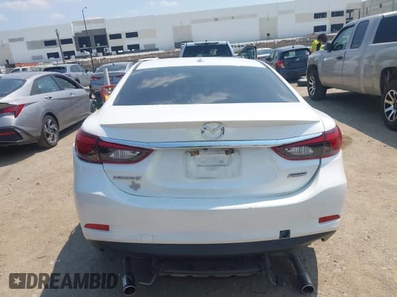 ✅ 2016 Mazda 6 i Grand Touring • VIN: JM1GJ1W58G1417293 • Lot: 42920092. Listed on IAAI with 125,756 mi. Free auction sales archive from the USA and detailed vehicle history report at DreamBid. Image 16.