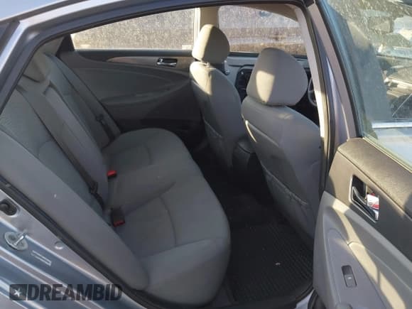 ✅ 2014 Hyundai Sonata • VIN: KMHEC4A40EA117192 • Lot: 43415513. Listed on IAAI with 117,638 mi. Free auction sales archive from the USA and detailed vehicle history report at DreamBid. Image 8.