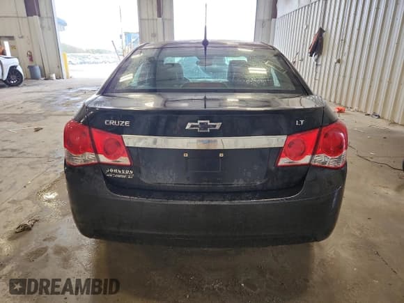 ✅ 2014 Chevrolet Cruze 2LT • VIN: 1G1PE5SB2E7398914 • Lot: 86634495. Listed on Copart with 173,118 mi. Free auction sales archive from the USA and detailed vehicle history report at DreamBid. Image 6.