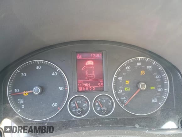 ✅ 2005 Volkswagen Jetta • VIN: 3VWRT71K35M639823 • Lot: 75345094. Listed on Copart with 117,954 mi. Free auction sales archive from the USA and detailed vehicle history report at DreamBid. Image 9.