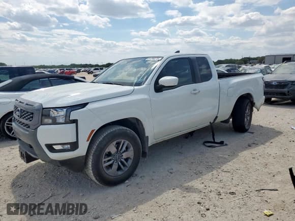 ✅ 2025 Nissan Frontier SV • VIN: 1N6ED1CL5SN600036 • Лот: 81299275. Опубликован ранее на Copart с пробегом 5 378 миль. Бесплатный доступ к архиву аукционных продаж из США и подробный отчёт об истории автомобиля на DreamBid. Изображение 1.