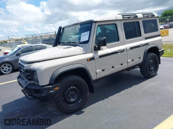 ✅ 2024 Ineos Grenadier • VIN: SC6GM1CA3RF014290 • Lot: 42597332. Listed on IAAI with 11,569 mi. Free auction sales archive from the USA and detailed vehicle history report at DreamBid. Image 17.