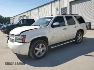 ✅ 2013 Chevrolet Tahoe LTZ • VIN: 1GNSCCE09DR370253 • Lot: 70053845. Wystawiony na Copart z przebiegiem 160 085 mil. Bezpłatny archiwum sprzedaży aukcyjnych z USA i szczegółowy raport historii pojazdu na DreamBid. Zdjęcie 1.