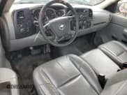 ✅ 2007 Chevrolet Silverado 2500HD Work Truck • VIN: 1GCHC24K27E577109 • Лот: 85469914. Опубликован ранее на Copart с пробегом 54 675 миль. Бесплатный доступ к архиву аукционных продаж из США и подробный отчёт об истории автомобиля на DreamBid. Изображение 8.