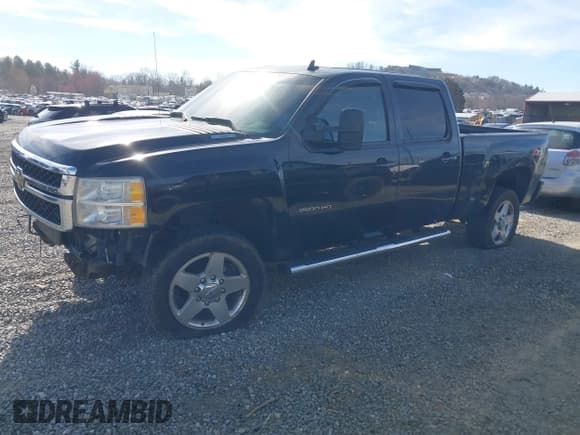 ✅ 2011 Chevrolet Silverado 2500HD LTZ • VIN: 1GC1KYC8XBF249646 • Лот: 41766424. Опубликован ранее на IAAI с пробегом 229 020 миль. Бесплатный доступ к архиву аукционных продаж из США и подробный отчёт об истории автомобиля на DreamBid. Изображение 19.