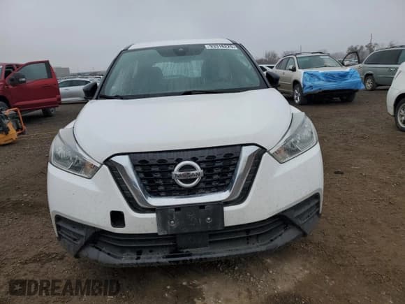 ✅ 2020 Nissan Kicks S • VIN: 3N1CP5BV2LL529572 • Lot: 93316225. Wystawiony na Copart z przebiegiem 127 756 mil. Bezpłatny archiwum sprzedaży aukcyjnych z USA i szczegółowy raport historii pojazdu na DreamBid. Zdjęcie 5.