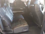 ✅ 2019 Toyota Tundra SR5 • VIN: 5TFDY5F19KX786981 • Lot: 41345927. Wystawiony na IAAI z przebiegiem 55 096 mil. Bezpłatny archiwum sprzedaży aukcyjnych z USA i szczegółowy raport historii pojazdu na DreamBid. Zdjęcie 8.