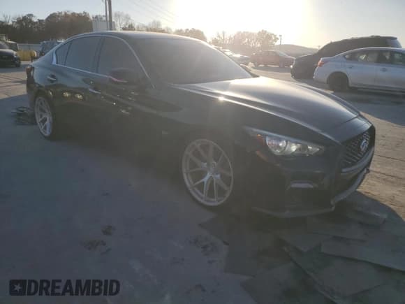 ✅ 2019 Infiniti Q50 Luxe • VIN: JN1EV7AR6KM550931 • Lot: 92308045. Wystawiony na Copart z przebiegiem 70 161 mil. Bezpłatny archiwum sprzedaży aukcyjnych z USA i szczegółowy raport historii pojazdu na DreamBid. Zdjęcie 4.