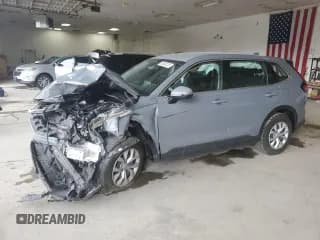 ✅ 2024 Honda CR-V LX • VIN: 2HKRS4H24RH437031 • Lot: 63560225. Wystawiony na Copart z przebiegiem Nie podano. Bezpłatny archiwum sprzedaży aukcyjnych z USA i szczegółowy raport historii pojazdu na DreamBid. Zdjęcie 1.