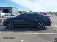 ✅ 2018 Honda Clarity Touring • VIN: JHMZC5F32JC002571 • Lot: 43426854. Wystawiony na IAAI z przebiegiem Nie podano. Bezpłatny archiwum sprzedaży aukcyjnych z USA i szczegółowy raport historii pojazdu na DreamBid. Zdjęcie 13.