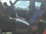 ✅ 1996 Toyota RAV4 • VIN: JT3XP10V6T0003408 • Lot: 52783155. Wystawiony na Copart z przebiegiem 169 690 mil. Bezpłatny archiwum sprzedaży aukcyjnych z USA i szczegółowy raport historii pojazdu na DreamBid. Zdjęcie 7.