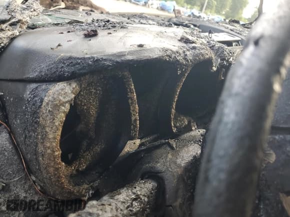 ✅ 2017 Chevrolet Equinox LT • VIN: 2GNALCEK2H1586683 • Лот: 71438105. Опубликован ранее на Copart с пробегом Не указан. Бесплатный доступ к архиву аукционных продаж из США и подробный отчёт об истории автомобиля на DreamBid. Изображение 9.