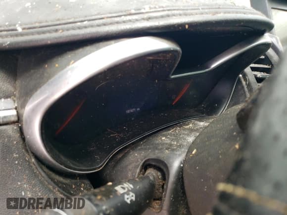 ✅ 2017 Chevrolet Impala Premier • VIN: 1G1145S3XHU178122 • Лот: 63612104. Опубликован ранее на Copart с пробегом 187 471 миль. Бесплатный доступ к архиву аукционных продаж из США и подробный отчёт об истории автомобиля на DreamBid. Изображение 9.