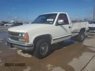 ✅ 1989 Chevrolet Silverado 2500 • VIN: 1GCGC24K2KE265182 • Лот: 43181655. Опубликован ранее на Copart с пробегом 224 959 миль. Бесплатный доступ к архиву аукционных продаж из США и подробный отчёт об истории автомобиля на DreamBid. Изображение 1.