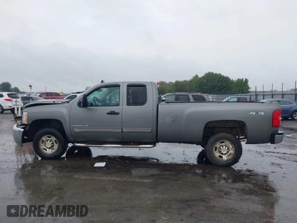✅ 2009 Chevrolet Silverado 2500HD LT • VIN: 1GCHK59K89E149609 • Lot: 43060151. Listed on IAAI with 173,885 mi. Free auction sales archive from the USA and detailed vehicle history report at DreamBid. Image 14.