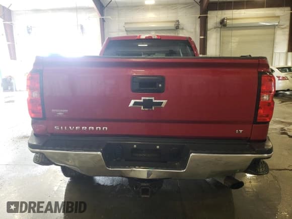 ✅ 2018 Chevrolet Silverado 2500HD LT • VIN: 1GC1KVEG0JF261600 • Lot: 57566365. Wystawiony na Copart z przebiegiem 93 433 mil. Bezpłatny archiwum sprzedaży aukcyjnych z USA i szczegółowy raport historii pojazdu na DreamBid. Zdjęcie 6.