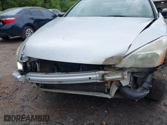 2007 Honda Accord VP z VIN 1HGCM56157A002475, wystawiony jako IAAI lot #42103395 z przebiegiem 155 977 mil mil oraz . Historia ofert i sprzedaży dostępna na DreamBid. Obrazek 6.