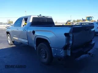 ✅ 2022 Toyota Tundra SR5 • VIN: 5TFLA5DA8NX035331 • Лот: 43552060. Опубликован ранее на IAAI с пробегом 72 882 миль. Бесплатный доступ к архиву аукционных продаж из США и подробный отчёт об истории автомобиля на DreamBid. Изображение 6.