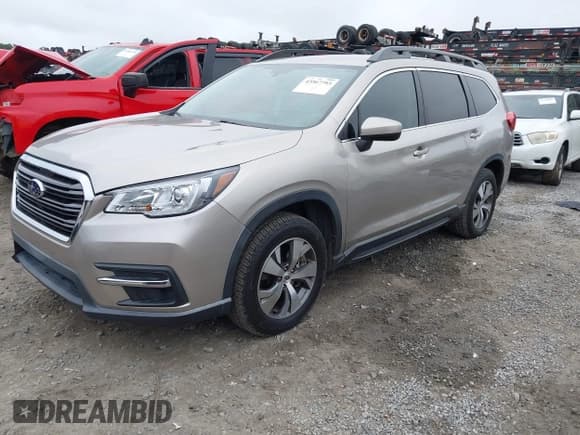 ✅ 2020 Subaru Ascent Premium • VIN: 4S4WMAFD0L3412254 • Lot: 43567793. Listed on IAAI with 70,131 mi. Free auction sales archive from the USA and detailed vehicle history report at DreamBid. Image 17.