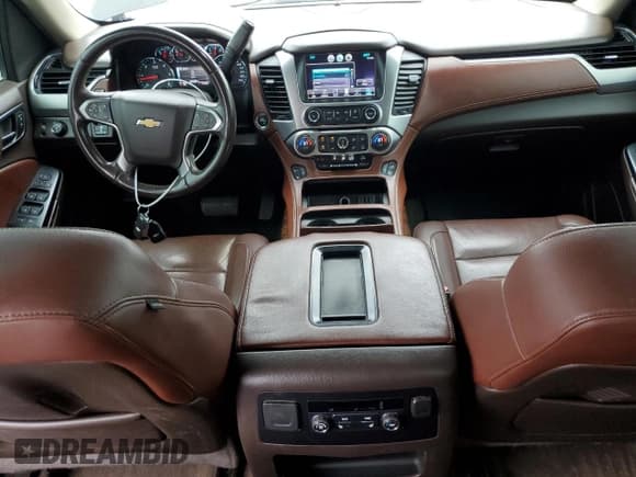 ✅ 2015 Chevrolet Suburban LTZ • VIN: 1GNSCKKC7FR159547 • Lot: 79815464. Wystawiony na Copart z przebiegiem 262 208 mil. Bezpłatny archiwum sprzedaży aukcyjnych z USA i szczegółowy raport historii pojazdu na DreamBid. Zdjęcie 8.