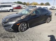 ✅ 2020 Honda Civic LX • VIN: 19XFC2F64LE205793 • Lot: 91304175. Wystawiony na Copart z przebiegiem 67 667 mil. Bezpłatny archiwum sprzedaży aukcyjnych z USA i szczegółowy raport historii pojazdu na DreamBid. Zdjęcie 1.