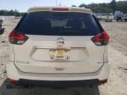 ✅ 2017 Nissan Rogue S • VIN: JN8AT2MTXHW398309 • Лот: 84445965. Опубликован ранее на Copart с пробегом 136 037 миль. Бесплатный доступ к архиву аукционных продаж из США и подробный отчёт об истории автомобиля на DreamBid. Изображение 6.