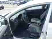 2019 Hyundai Accent SE z VIN 3KPC24A35KE060275, wystawiony jako IAAI lot #42450114 z przebiegiem 14 224 mil mil oraz . Historia ofert i sprzedaży dostępna na DreamBid. Obrazek 5.