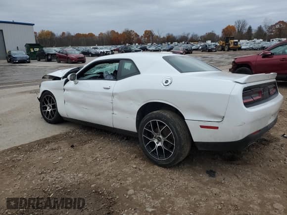 ✅ 2019 Dodge Challenger SXT • VIN: 2C3CDZGG2KH529493 • Lot: 91109685. Wystawiony na Copart z przebiegiem 53 924 mil. Bezpłatny archiwum sprzedaży aukcyjnych z USA i szczegółowy raport historii pojazdu na DreamBid. Zdjęcie 2.