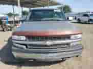 2000 Chevrolet Silverado 1500 LT с VIN 1GCEK19T8YE421000, выставлен на аукционе Copart как лот 58059775 с пробегом 230 685 миль миль и Списание • Salvage title. История ставок и продаж доступна на DreamBid. Изображение 5.