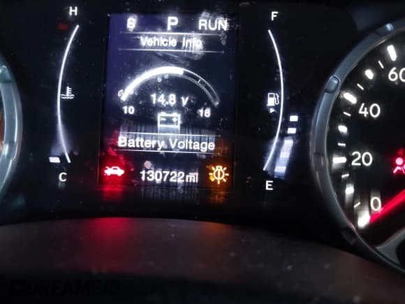 ✅ 2018 Jeep Renegade Sport • VIN: ZACCJBAB4JPH46257 • Lot: 43562625. Listed on IAAI with 130,722 mi. Free auction sales archive from the USA and detailed vehicle history report at DreamBid. Image 15.