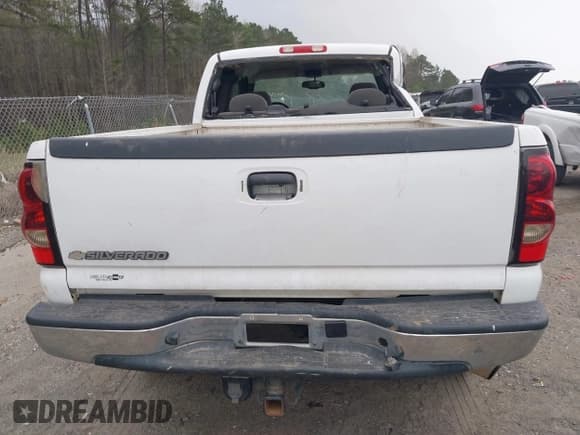 ✅ 2006 Chevrolet Silverado 2500HD LT2 • VIN: 1GCHK29U66E147563 • Лот: 41794770. Опубликован ранее на IAAI с пробегом 107 526 миль. Бесплатный доступ к архиву аукционных продаж из США и подробный отчёт об истории автомобиля на DreamBid. Изображение 17.