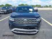 ✅ 2022 Volkswagen Atlas SE • VIN: 1V2JE2CA6NC203937 • Lot: 42546733. Wystawiony na IAAI z przebiegiem 70 874 mil. Bezpłatny archiwum sprzedaży aukcyjnych z USA i szczegółowy raport historii pojazdu na DreamBid. Zdjęcie 11.