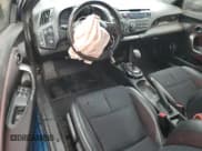 ✅ 2015 Honda CR-Z EX • VIN: JHMZF1D62FS002757 • Лот: 87387945. Опубликован ранее на Copart с пробегом 92 030 миль. Бесплатный доступ к архиву аукционных продаж из США и подробный отчёт об истории автомобиля на DreamBid. Изображение 8.