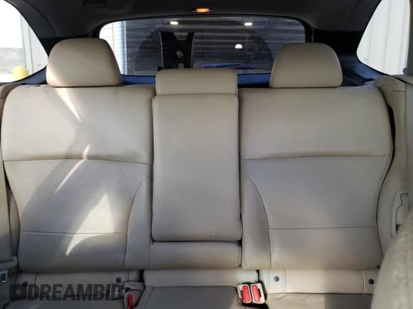 ✅ 2015 Subaru Outback Limited • VIN: 4S4BSALC1F3274258 • Лот: 90400575. Опубликован ранее на Copart с пробегом 137 444 миль. Бесплатный доступ к архиву аукционных продаж из США и подробный отчёт об истории автомобиля на DreamBid. Изображение 10.