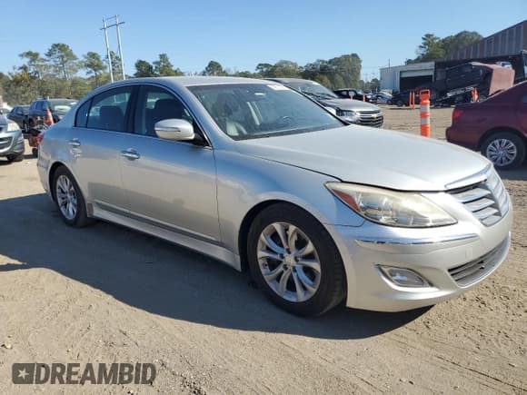 ✅ 2013 Hyundai Genesis 3.8L • VIN: KMHGC4DD7DU236231 • Lot: 92671605. Listed on Copart with 121,244 mi. Free auction sales archive from the USA and detailed vehicle history report at DreamBid. Image 4.