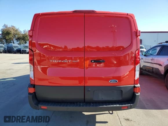 ✅ 2024 Ford Transit Cargo • VIN: 1FTYE1Y85RKA14658 • Lot: 47059425. Listed on Copart with 8,418 mi. Free auction sales archive from the USA and detailed vehicle history report at DreamBid. Image 6.
