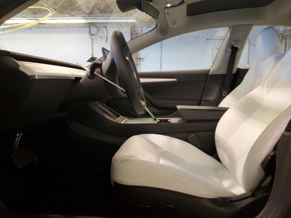 ✅ 2022 Tesla Model 3 Long Range • VIN: 5YJ3E1EB1NF317762 • Лот: 46276945. Опубликован ранее на Copart с пробегом 28 365 миль. Бесплатный доступ к архиву аукционных продаж из США и подробный отчёт об истории автомобиля на DreamBid. Изображение 7.