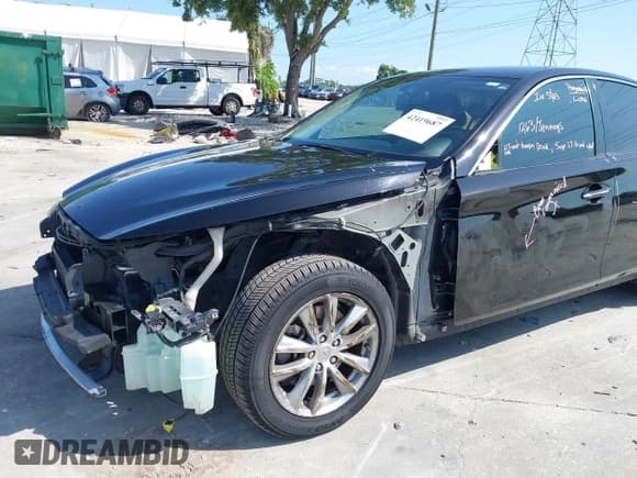 ✅ 2015 Infiniti Q50 Premium • VIN: JN1BV7AP5FM337797 • Lot: 42419687. Wystawiony na IAAI z przebiegiem 147 829 mil. Bezpłatny archiwum sprzedaży aukcyjnych z USA i szczegółowy raport historii pojazdu na DreamBid. Zdjęcie 6.