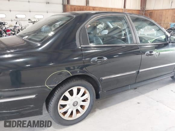 ✅ 2004 Hyundai Sonata GLS • VIN: KMHWF35H44A982135 • Lot: 42640862. Listed on IAAI with 155,339 mi. Free auction sales archive from the USA and detailed vehicle history report at DreamBid. Image 12.