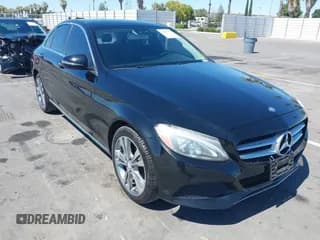 ✅ 2017 Mercedes-Benz C 300 • VIN: 55SWF4KB9HU200594 • Lot: 42695486. Wystawiony na IAAI z przebiegiem 104 899 mil. Bezpłatny archiwum sprzedaży aukcyjnych z USA i szczegółowy raport historii pojazdu na DreamBid. Zdjęcie 1.